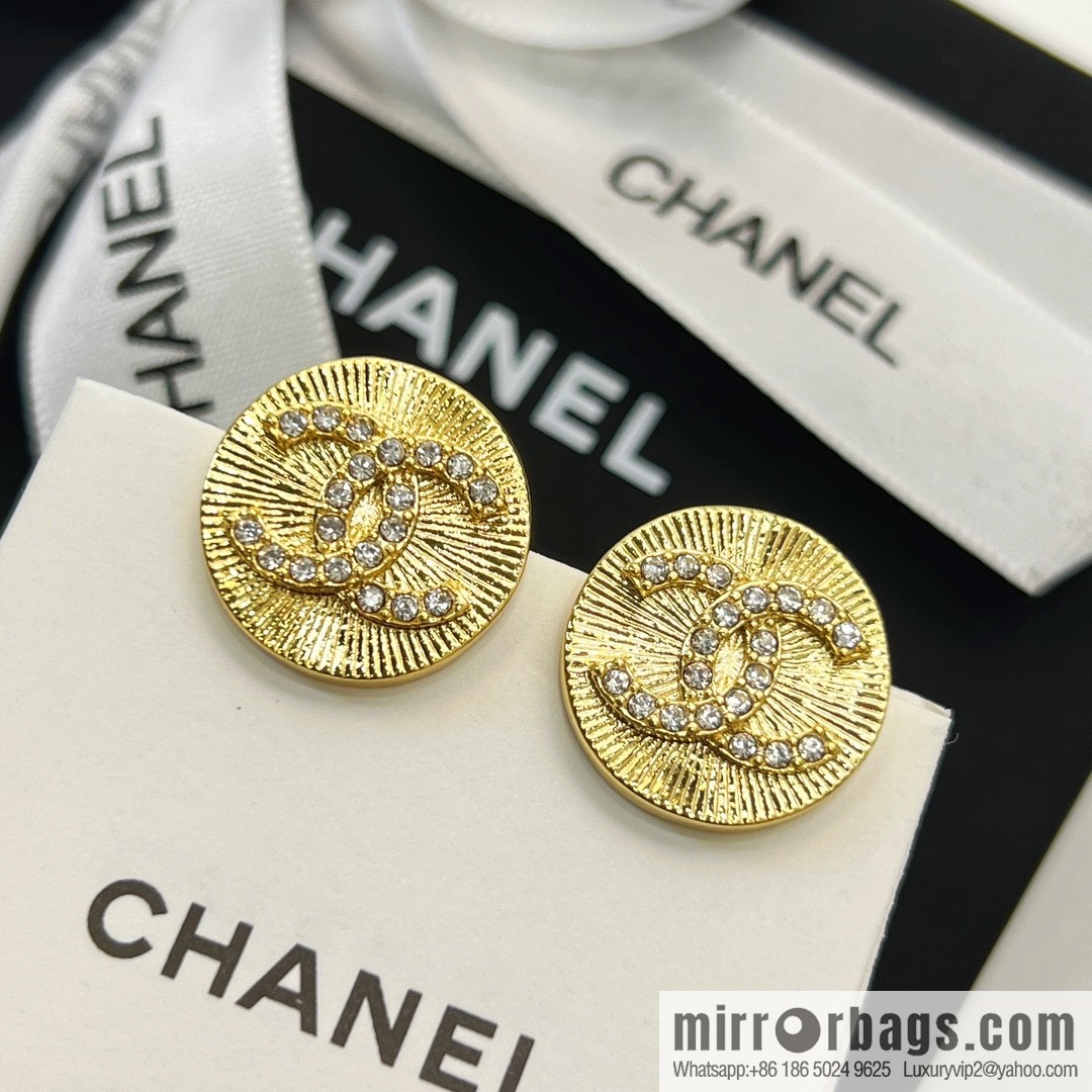 New ☑️ Chanel double c round stud earrings