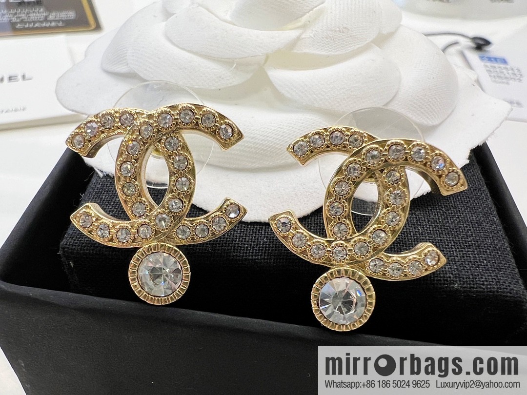 New ☑️ Chanel double c single diamond stud earrings