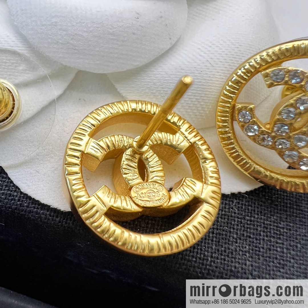 New ☑️ Chanel double c round stud earrings