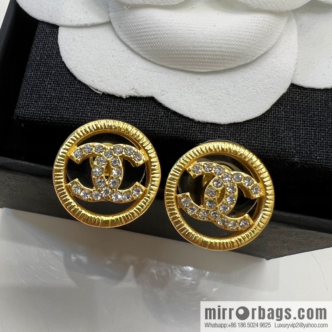 New ☑️ Chanel double c round stud earrings