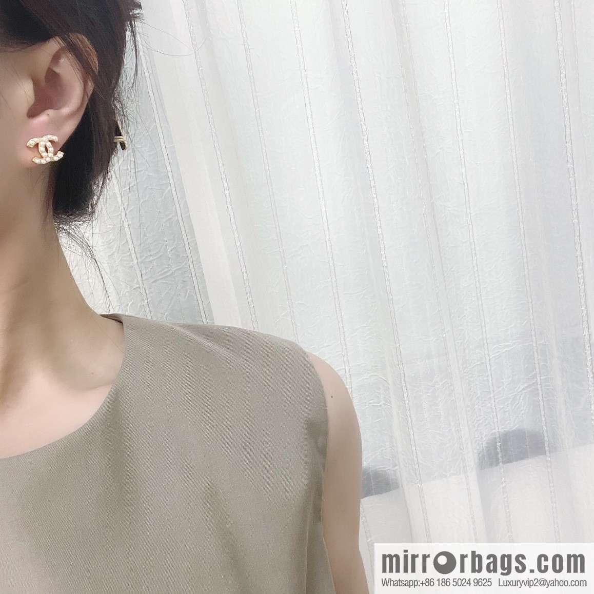 New ☑️ Chanel double c pearl stud earrings