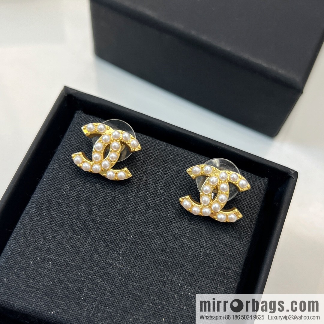 New ☑️ Chanel double c pearl stud earrings