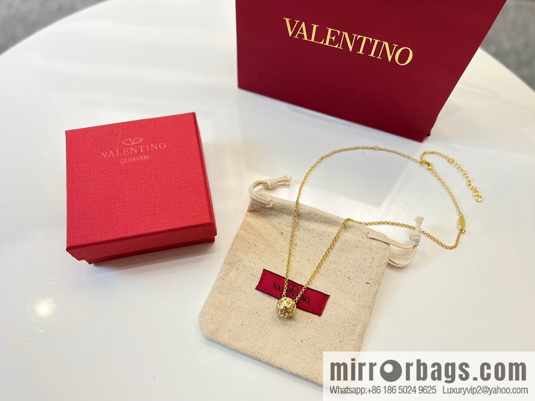 New ☑️ Valentino full diamond necklace