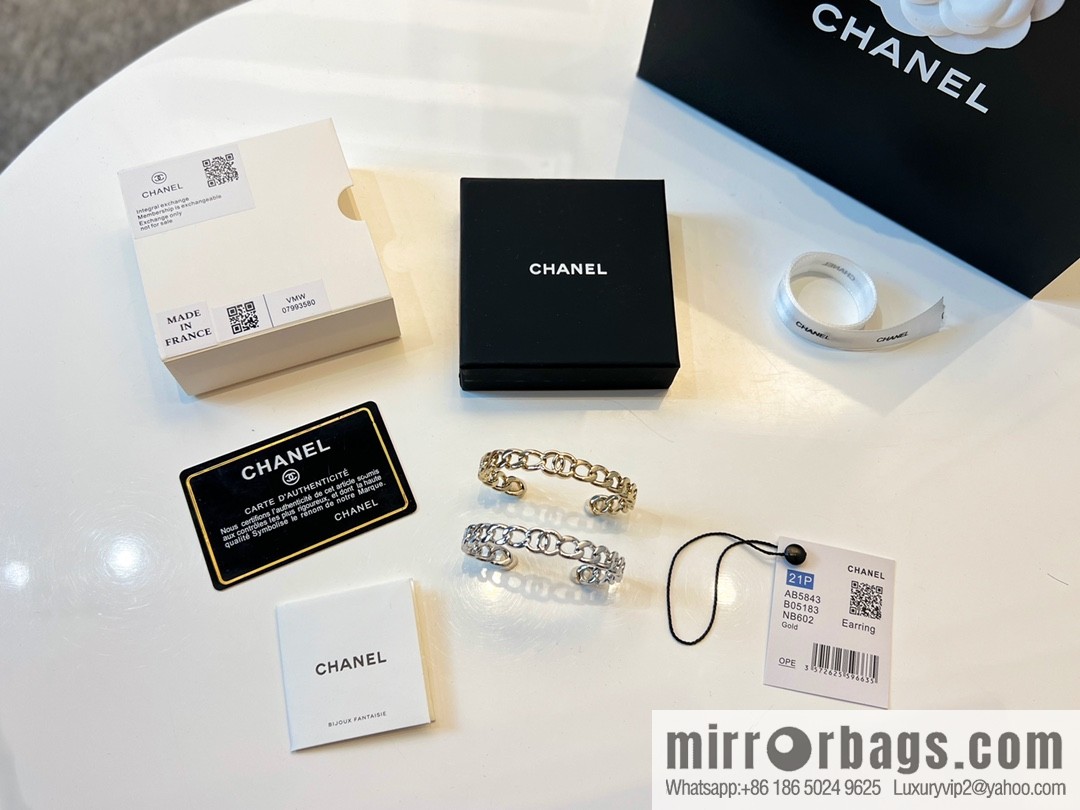 New ☑️ Chanel double c letter open bracelet