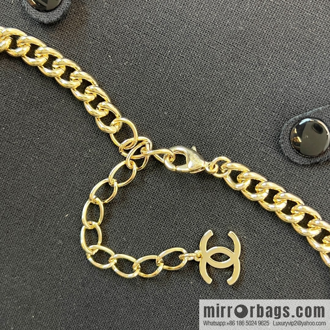 New ☑️ Chanel enamel drip letter necklace
