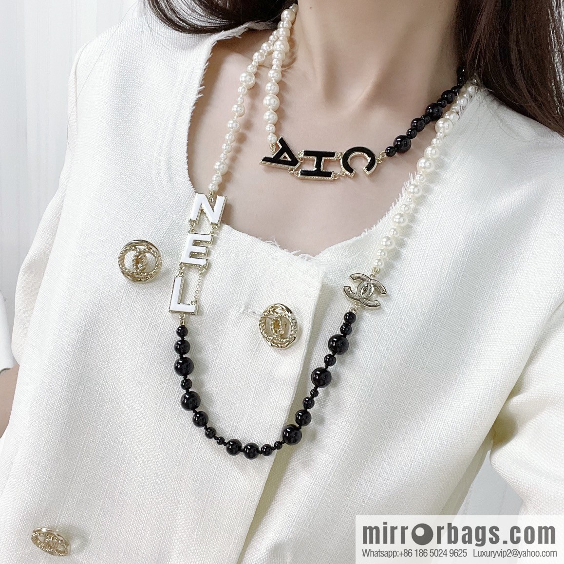 New ☑️ Chanel enamel drip letter necklace sweater chain