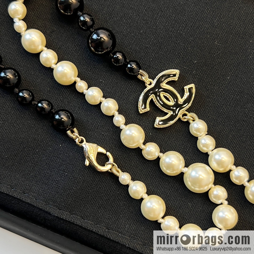 New ☑️ Chanel enamel drip letter necklace sweater chain