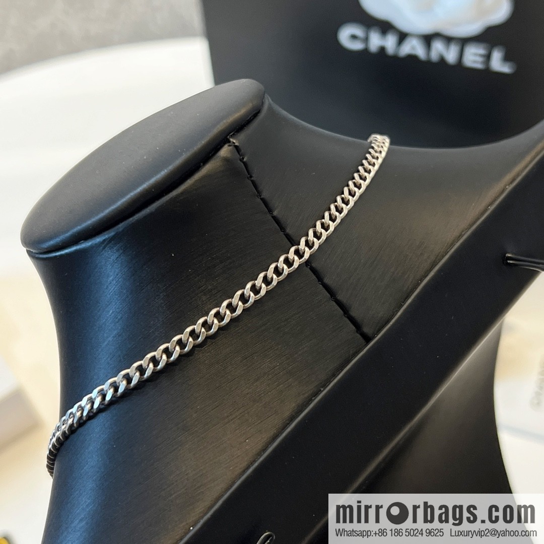 New ☑️ Chanel letter pull necklace