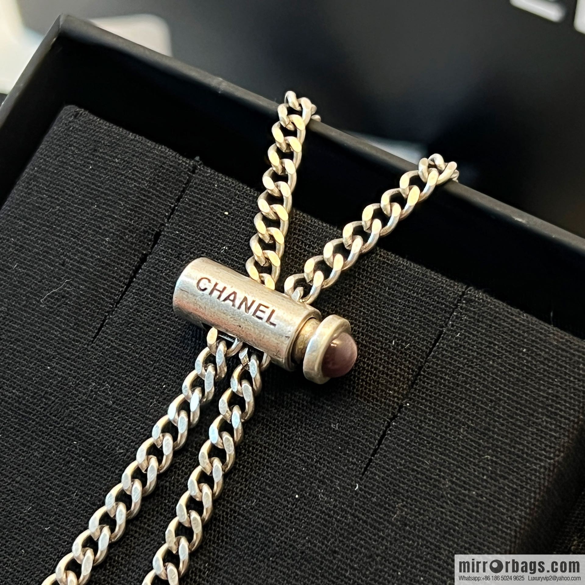 New ☑️ Chanel letter pull necklace