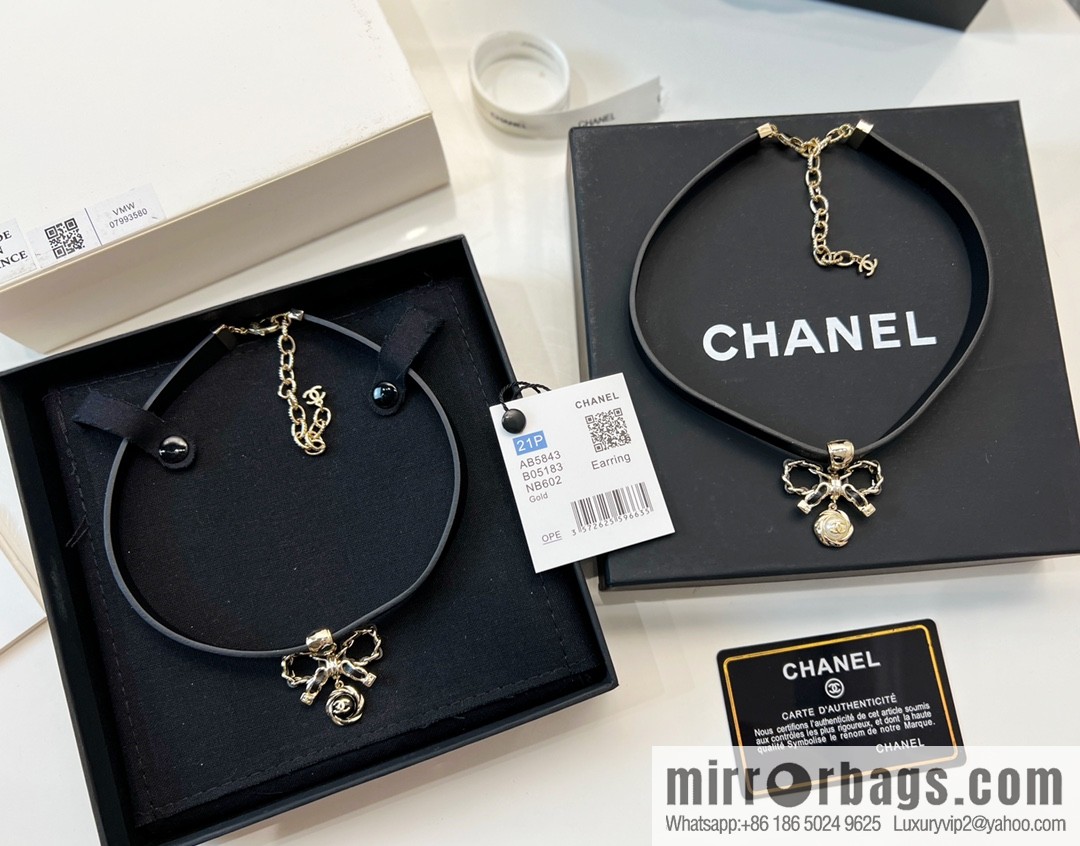New ☑️ Chanel bow leather rope necklace