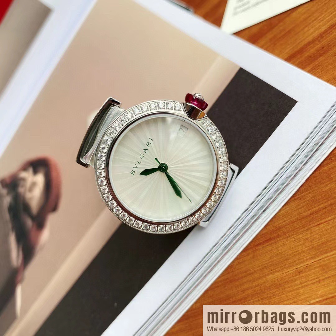 Crocodile 2892 movement, Bulgari LVCEA watch