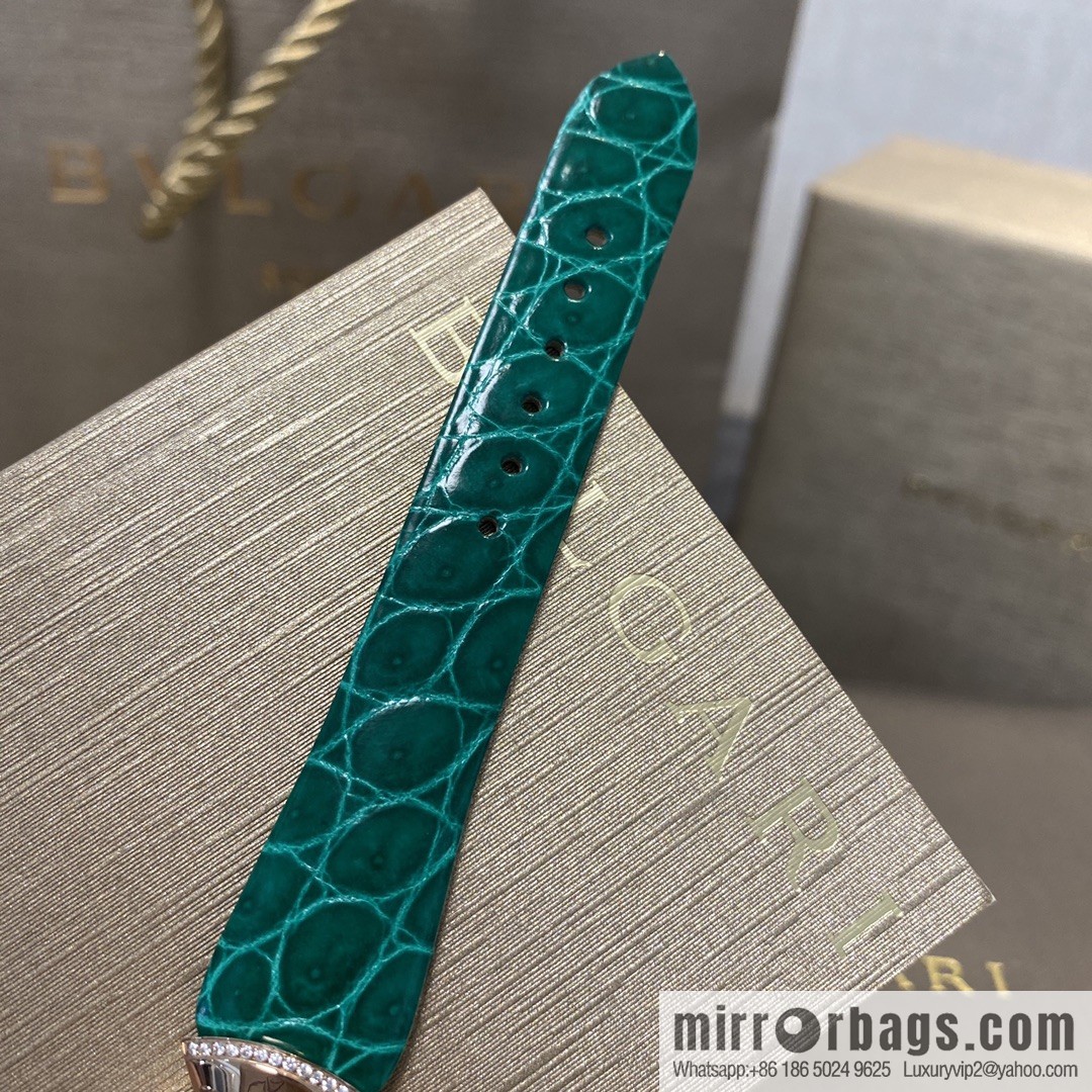The DIVAS'DREAM women's quartz watch launched by Bulgari, a famous Italian luxury jewelry brand