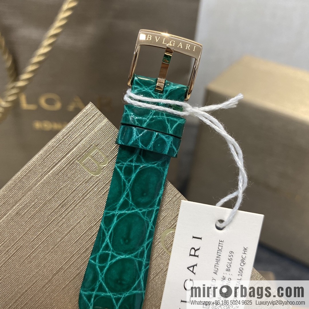 The DIVAS'DREAM women's quartz watch launched by Bulgari, a famous Italian luxury jewelry brand
