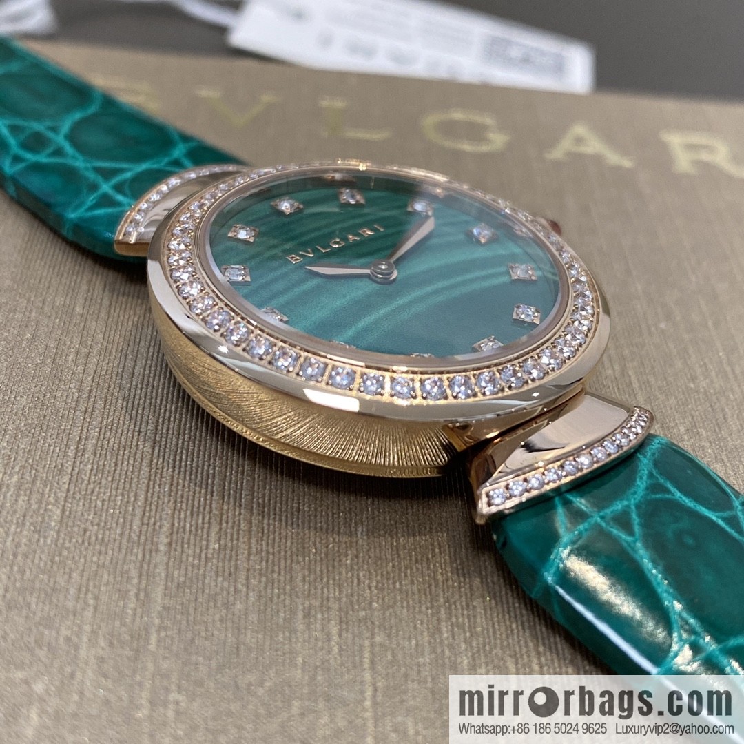 The DIVAS'DREAM women's quartz watch launched by Bulgari, a famous Italian luxury jewelry brand