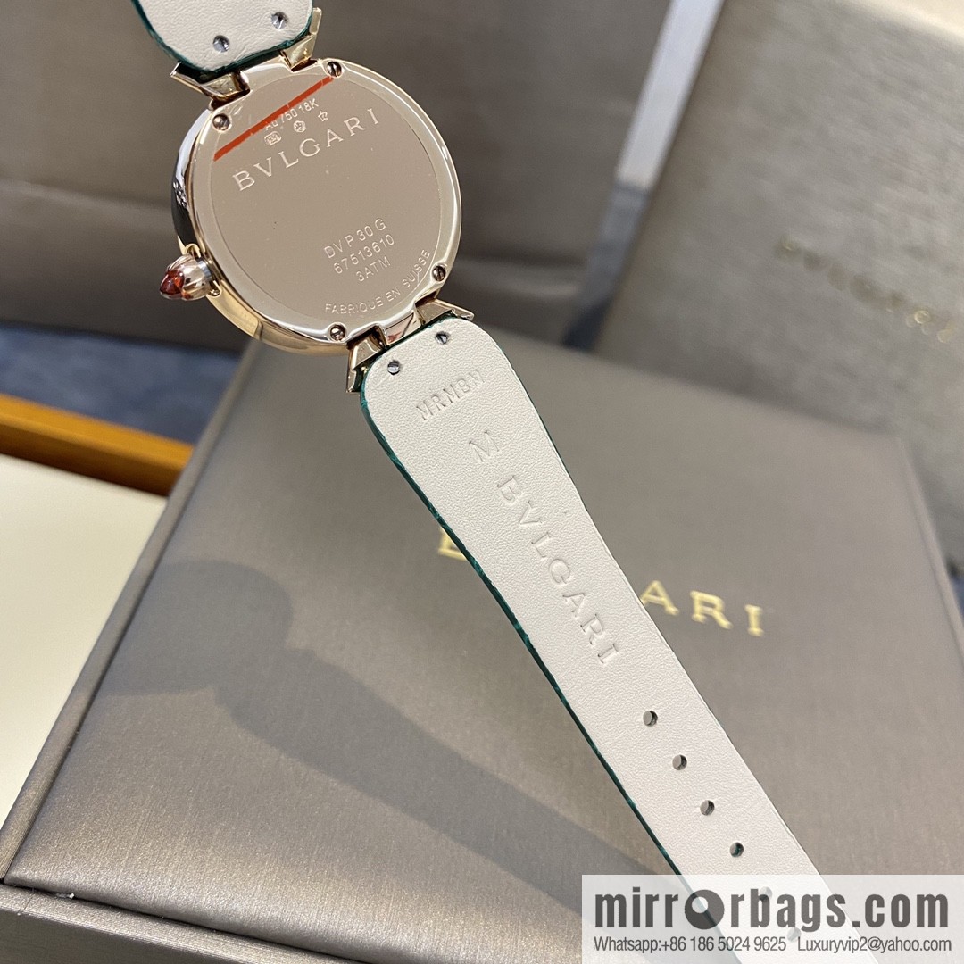 The DIVAS'DREAM women's quartz watch launched by Bulgari, a famous Italian luxury jewelry brand