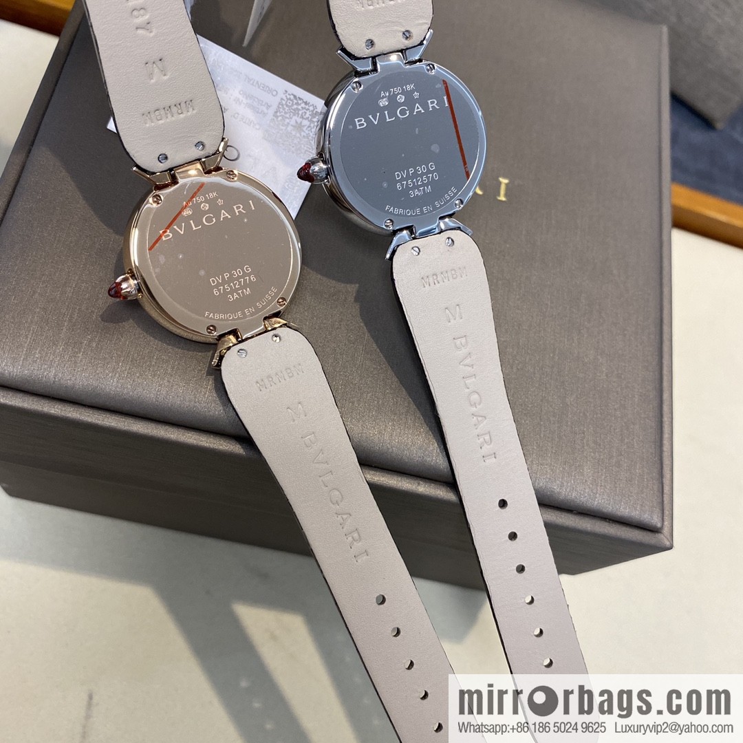 The DIVAS'DREAM women's quartz watch launched by Bulgari, a famous Italian luxury jewelry brand