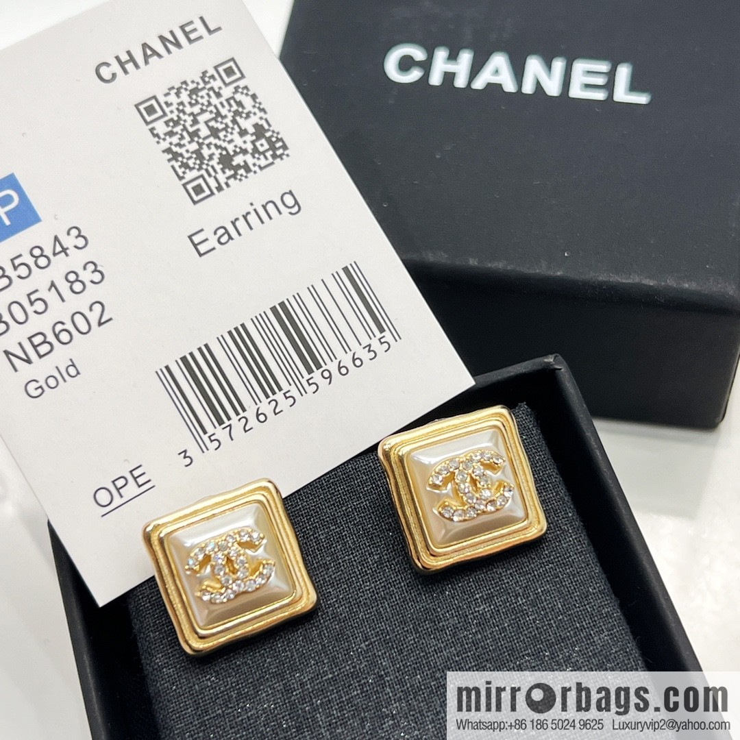 New ☑️ Chanel double c square stud earrings