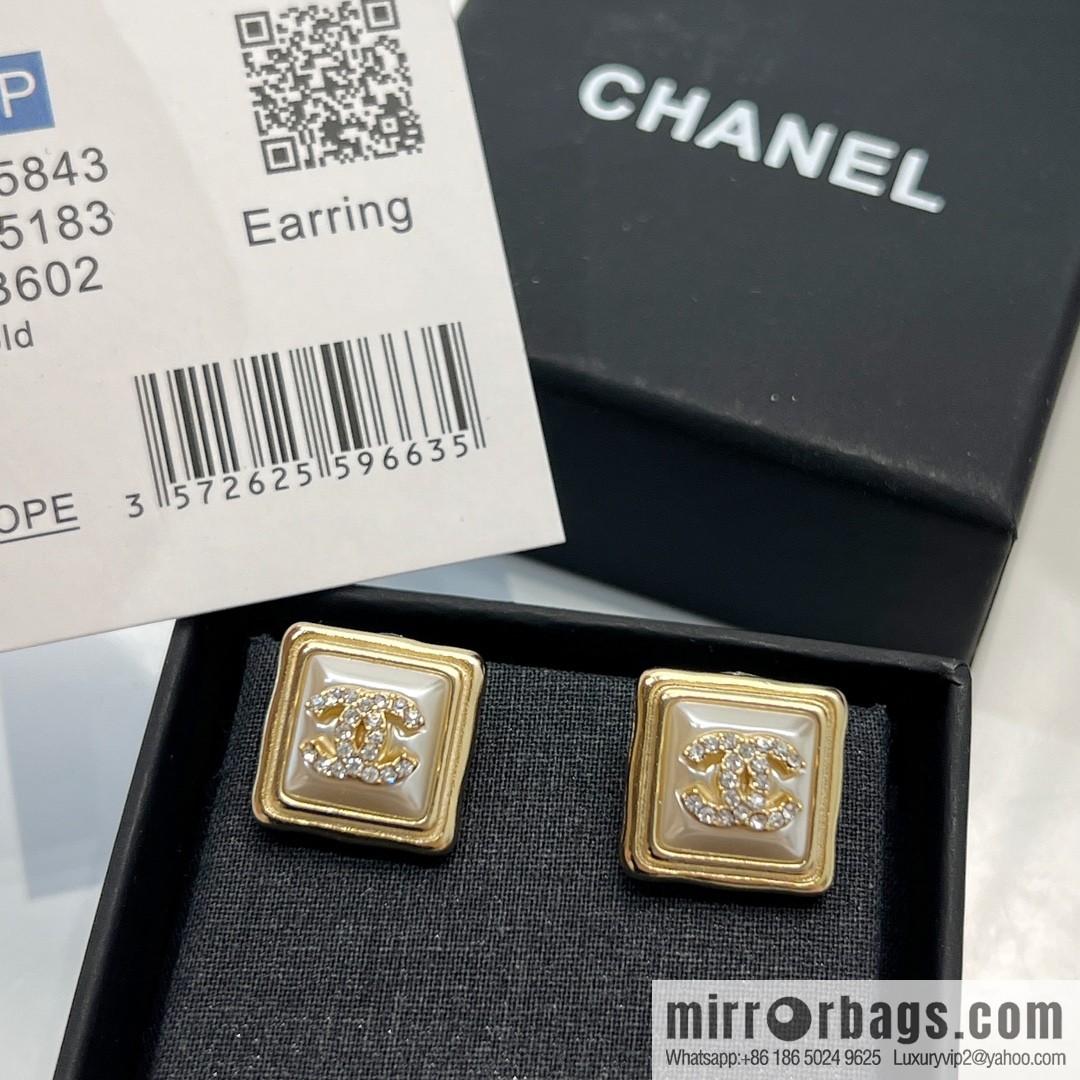 New ☑️ Chanel double c square stud earrings