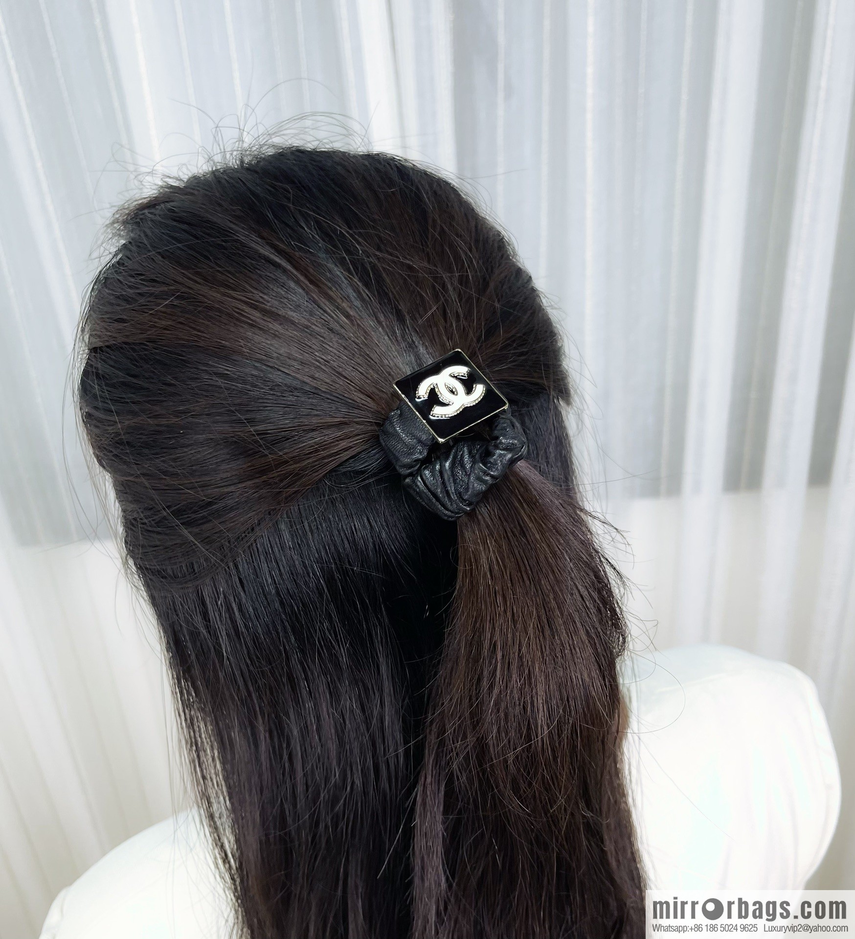 New ☑️ Chanel double c oil drop square small sheepskin hair rope, hand rope
