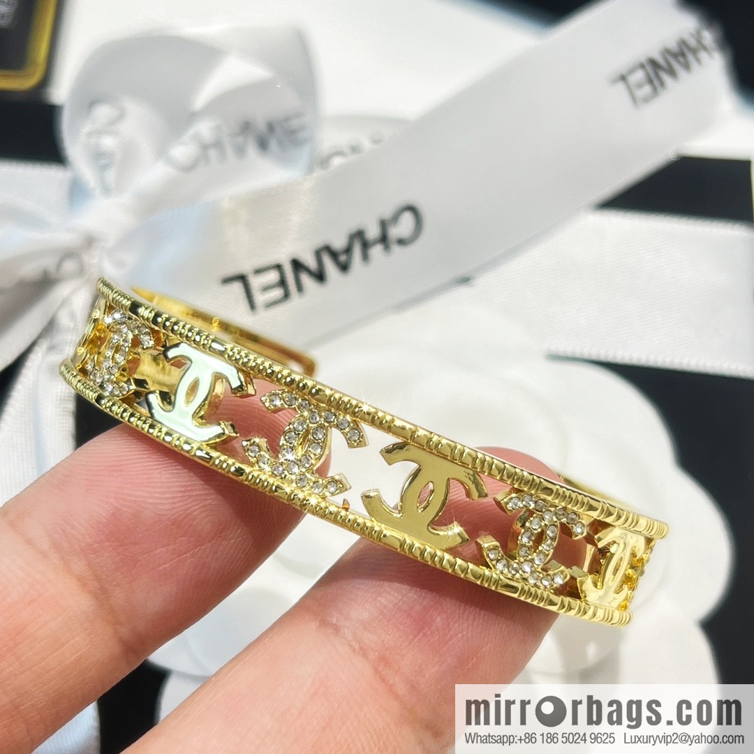 New ☑️ Chanel Double C Open Bracelet