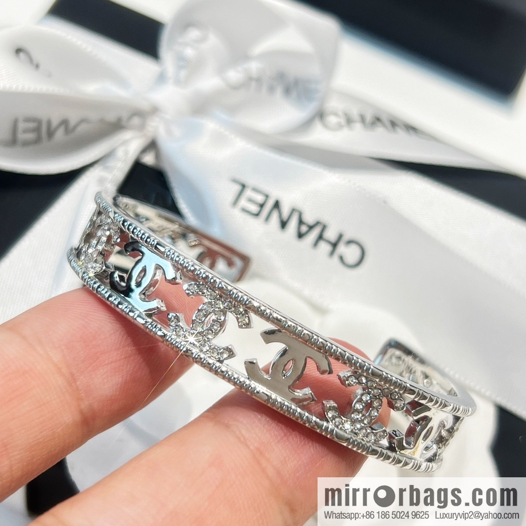 New ☑️ Chanel Double C Open Bracelet