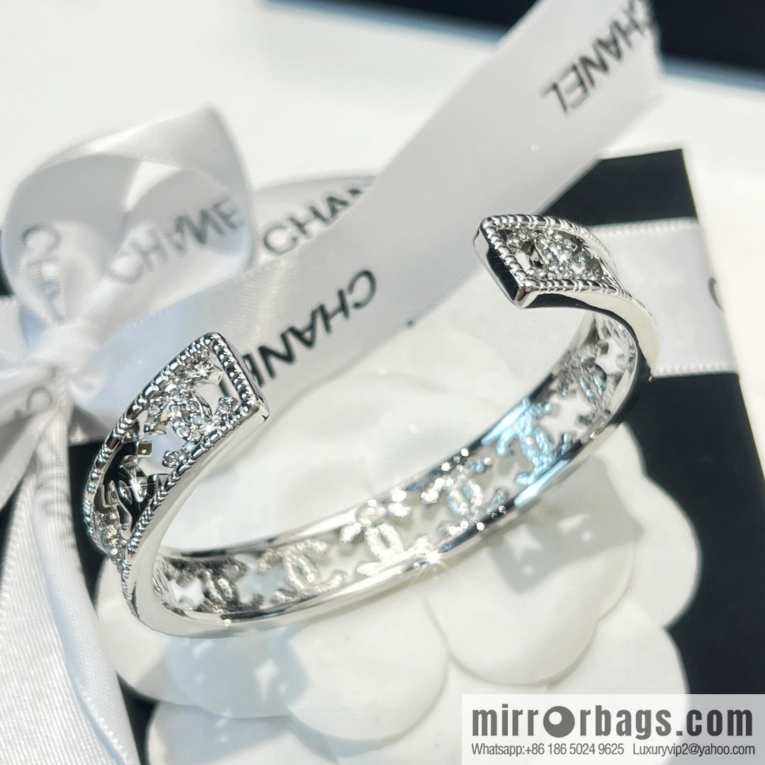 New ☑️ Chanel Double C Open Bracelet