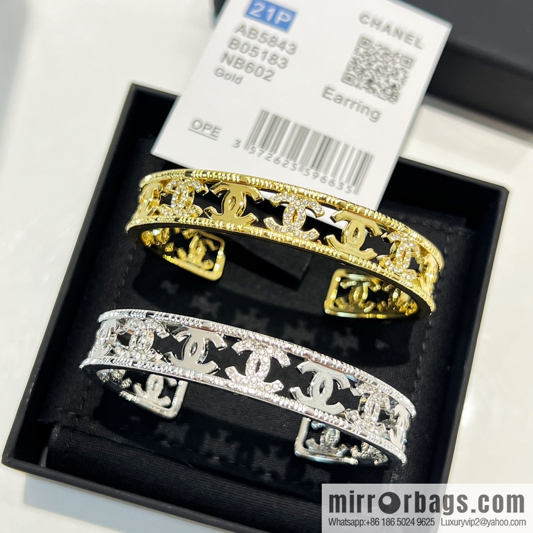 New ☑️ Chanel Double C Open Bracelet