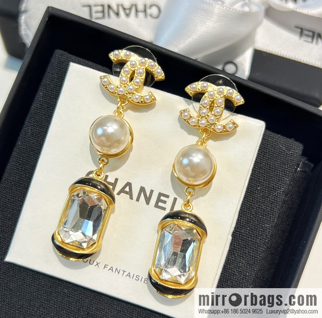 New ☑️ Chanel c3 double c square diamond pearl stud earrings