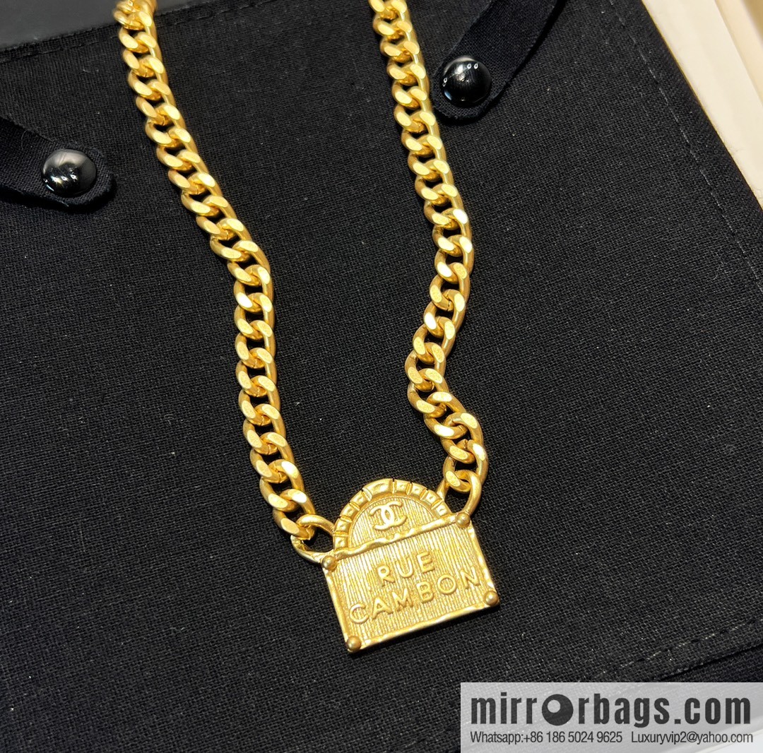 New ☑️ Chanel double c gold bag shopping bag necklace