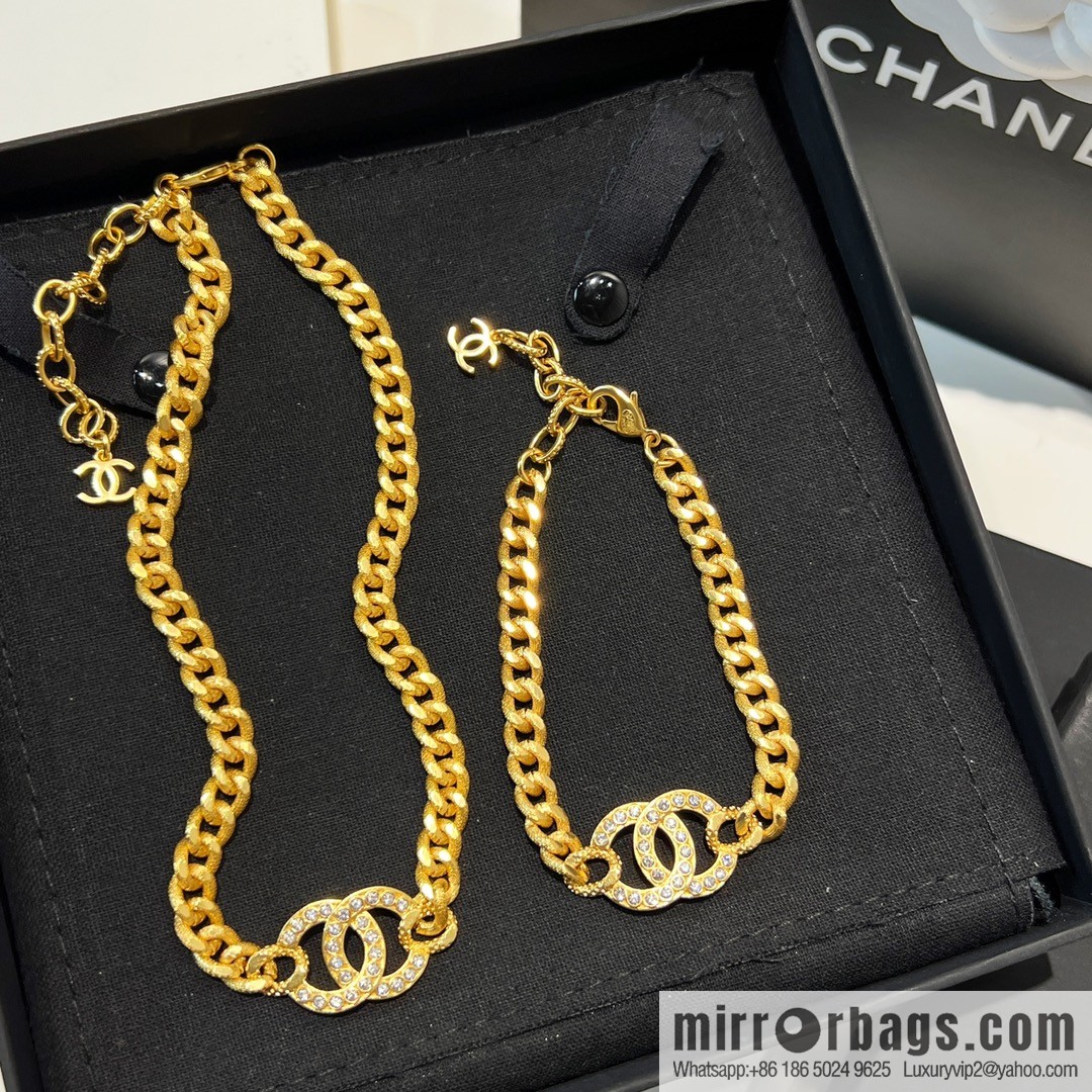 New ☑️ Chanel gold double c full diamond necklace bracelet