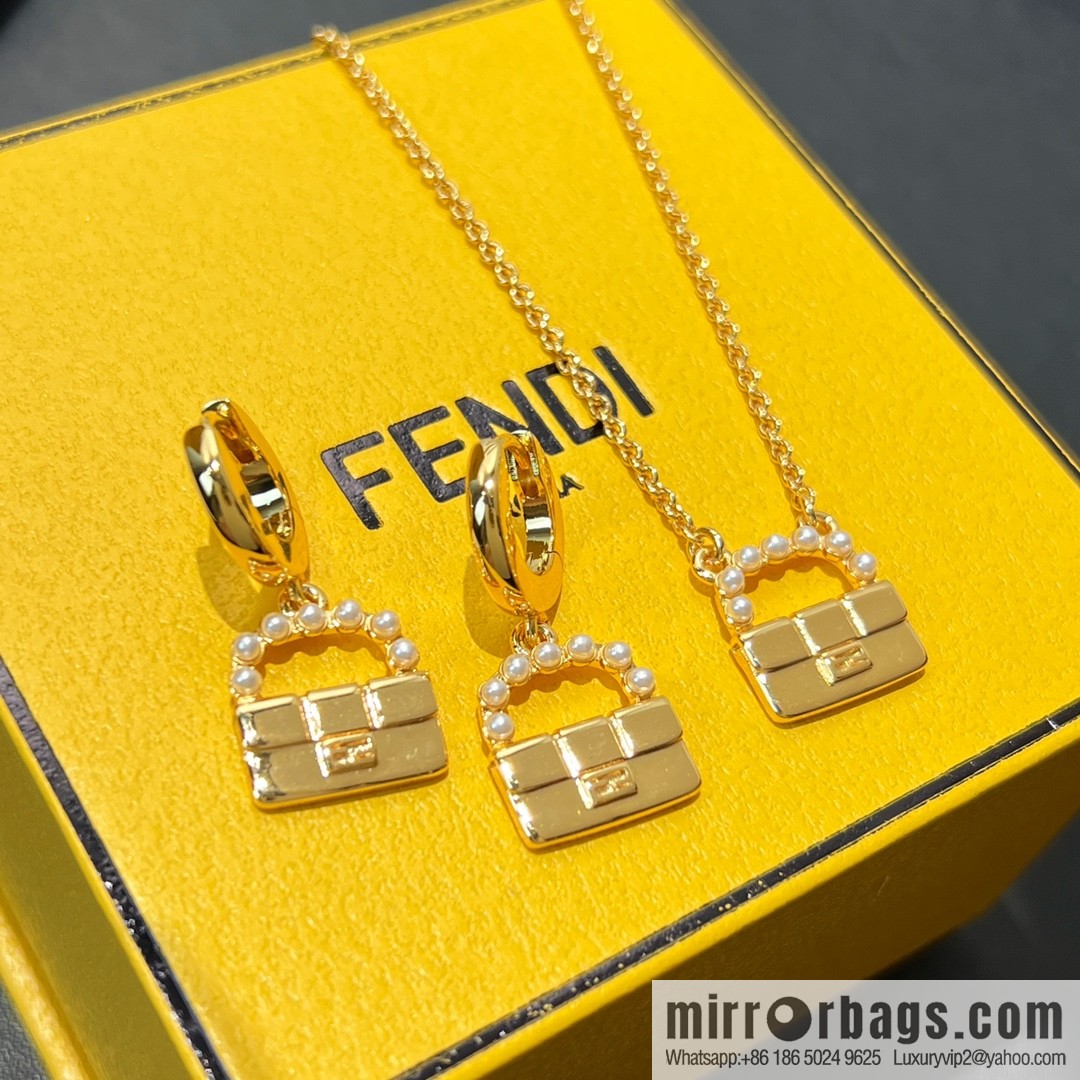 New FENDI Fendi pearl bag stud earrings