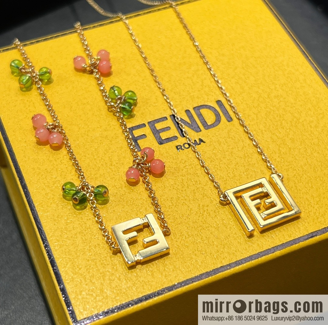 New Fendi double F pearl necklace bracelet