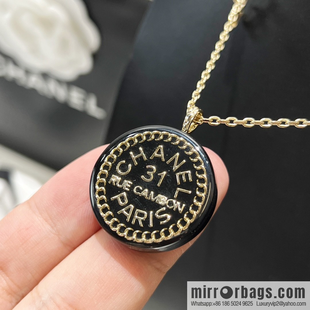 New ☑️ Chanel double c round acrylic letter necklace