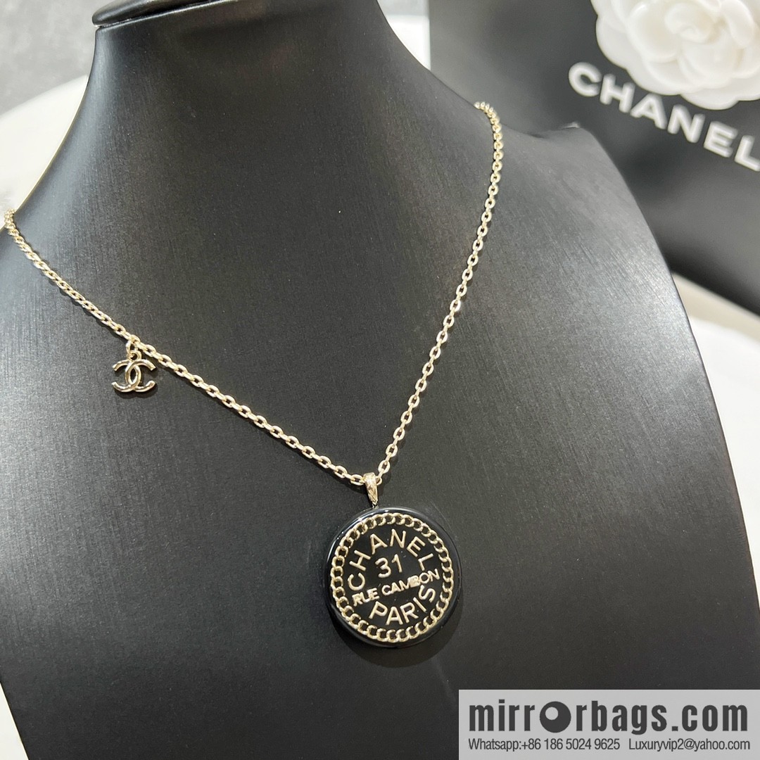 New ☑️ Chanel double c round acrylic letter necklace
