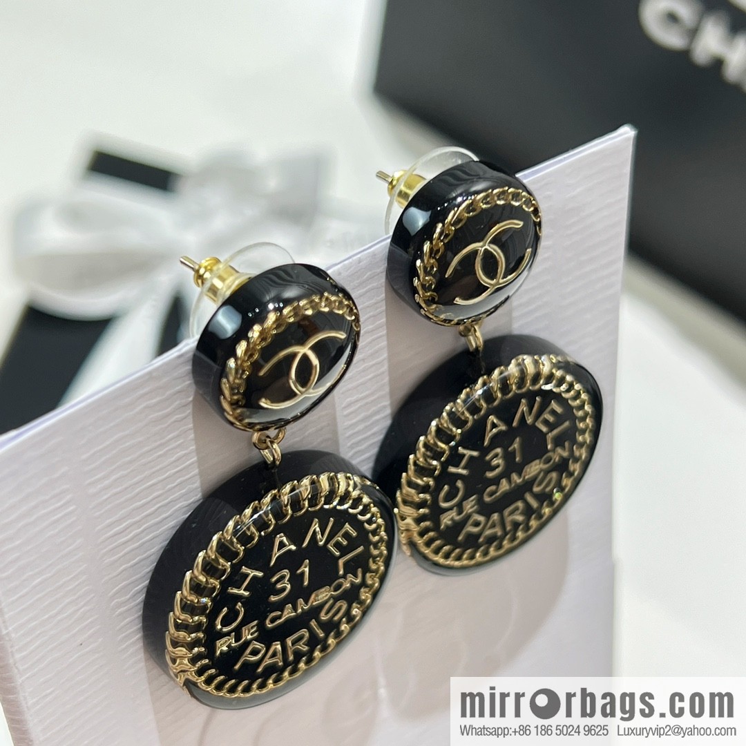New ☑️ Chanel double c round acrylic letter earrings
