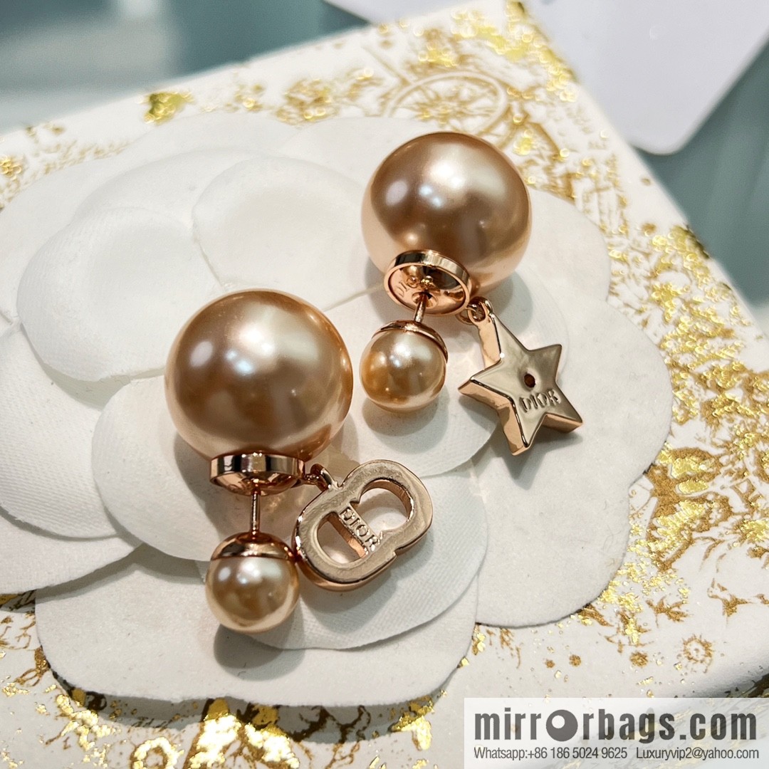 New ☑️ Dior rose gold CD star size pearl stud earrings