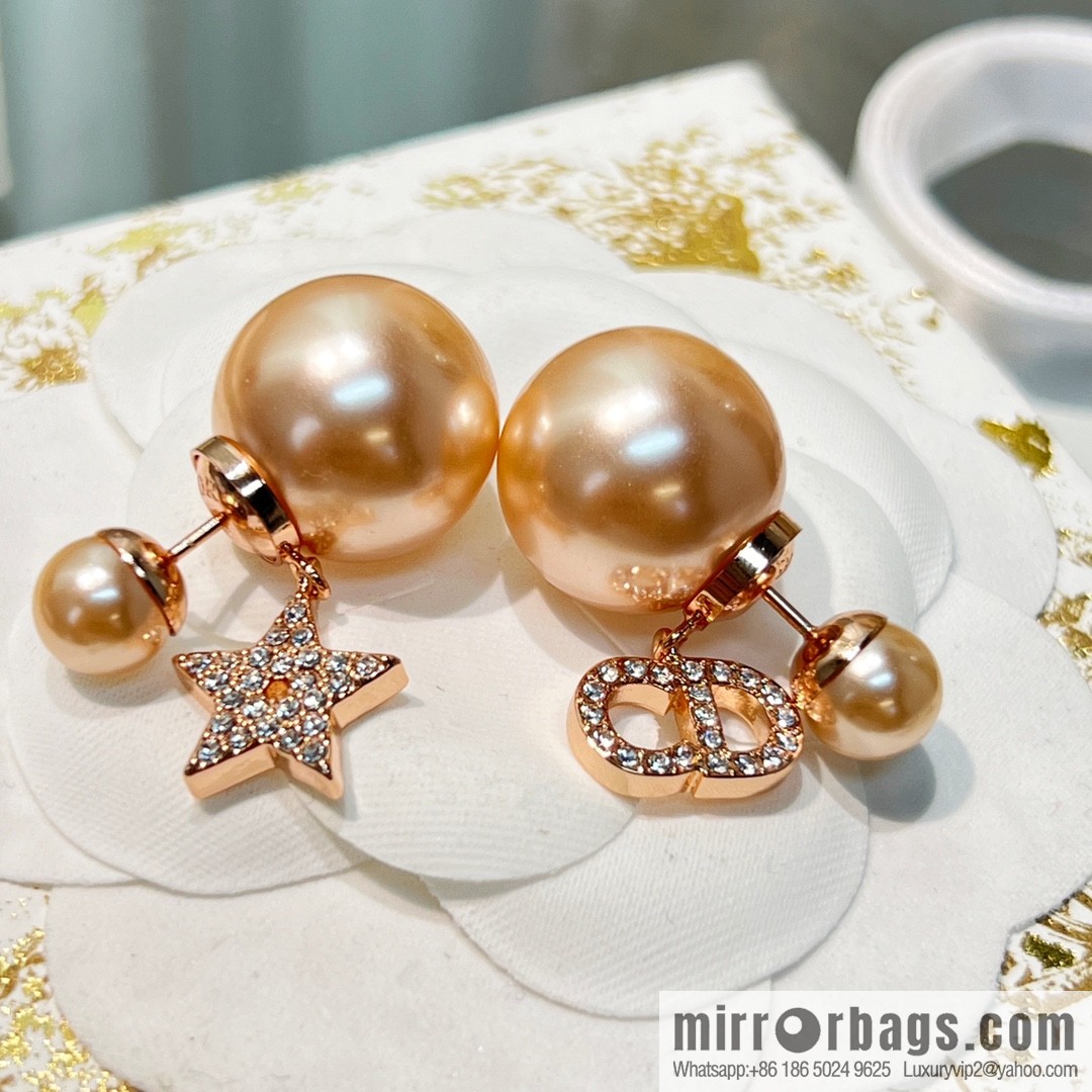 New ☑️ Dior rose gold CD star size pearl stud earrings