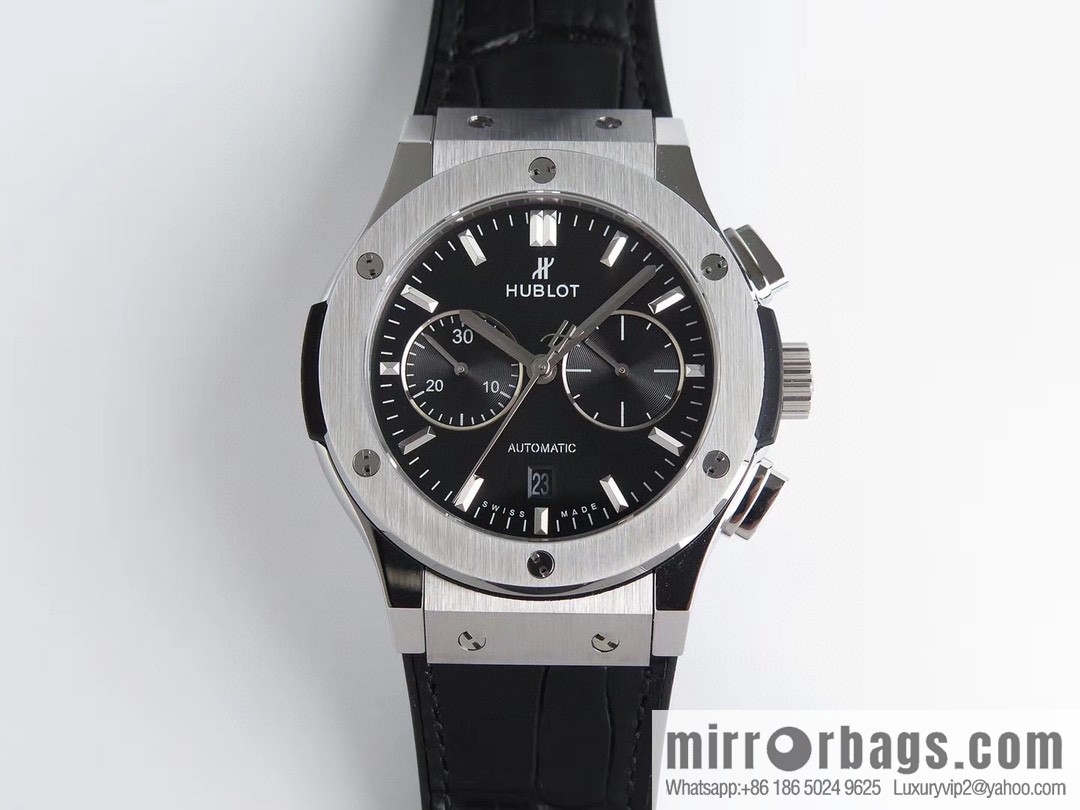 HB Hublot HUBLE Classic 7750 three-hand travel time watch