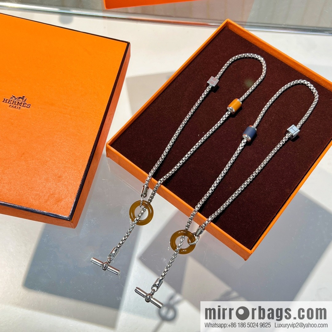 HERMES Hermès meli-melo horn ring necklace