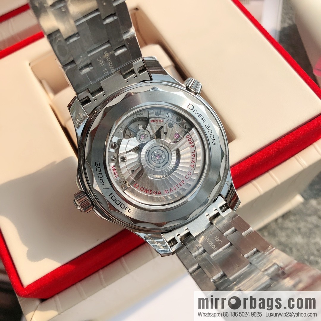 Omega Seamaster Series 8800 Mechanical Movement 42mm Men's Watch