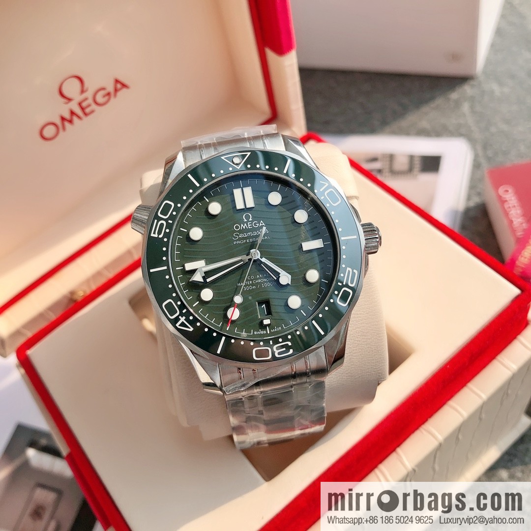 Omega Seamaster Series 8800 Mechanical Movement 42mm Men's Watch