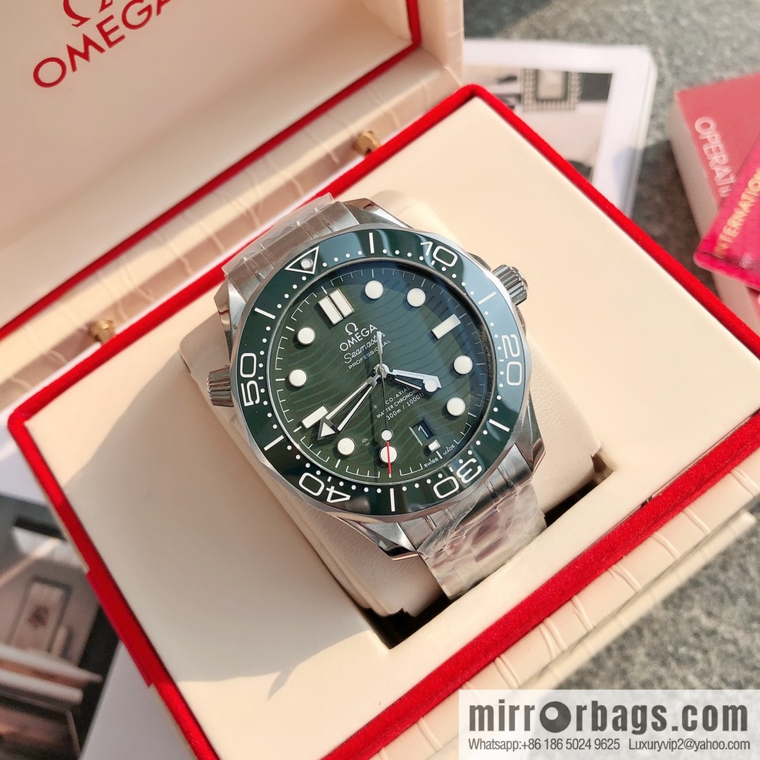 Omega Seamaster Series 8800 Mechanical Movement 42mm Men's Watch