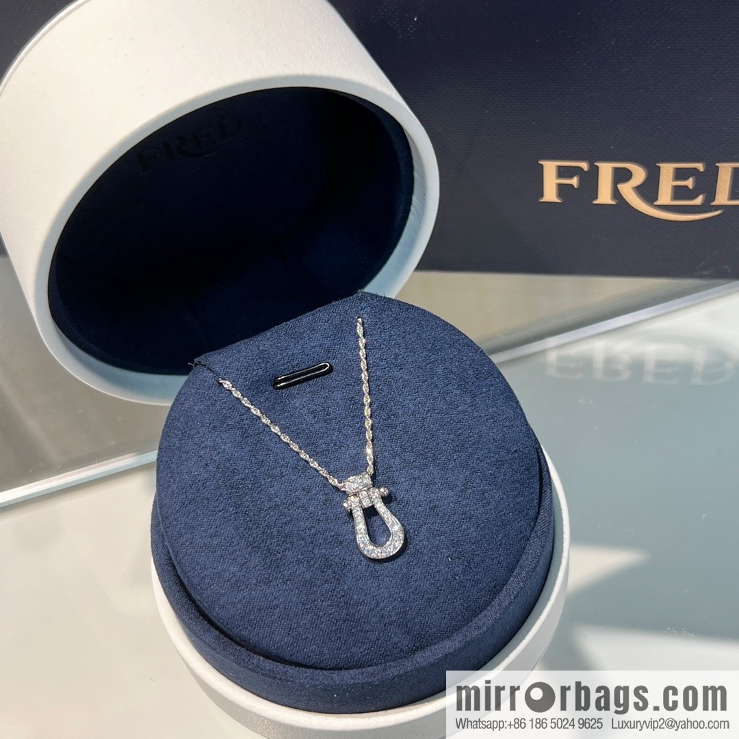 Fred FORCE10 series Fred full diamond horseshoe necklace