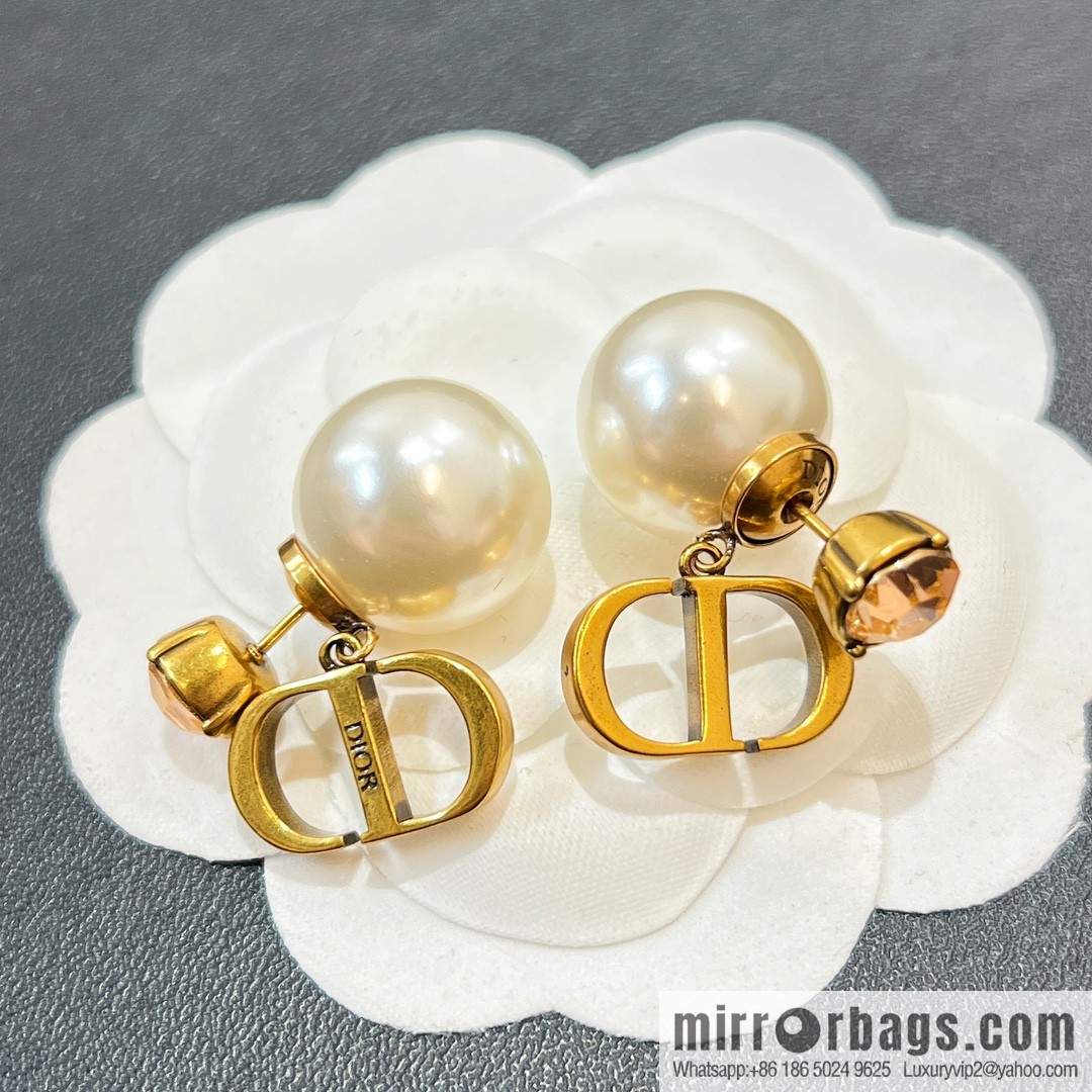 New ☑️ Dior CD size pearl stud earrings