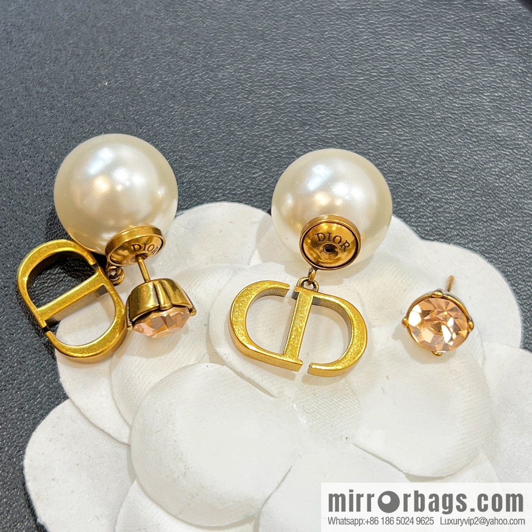 New ☑️ Dior CD size pearl stud earrings