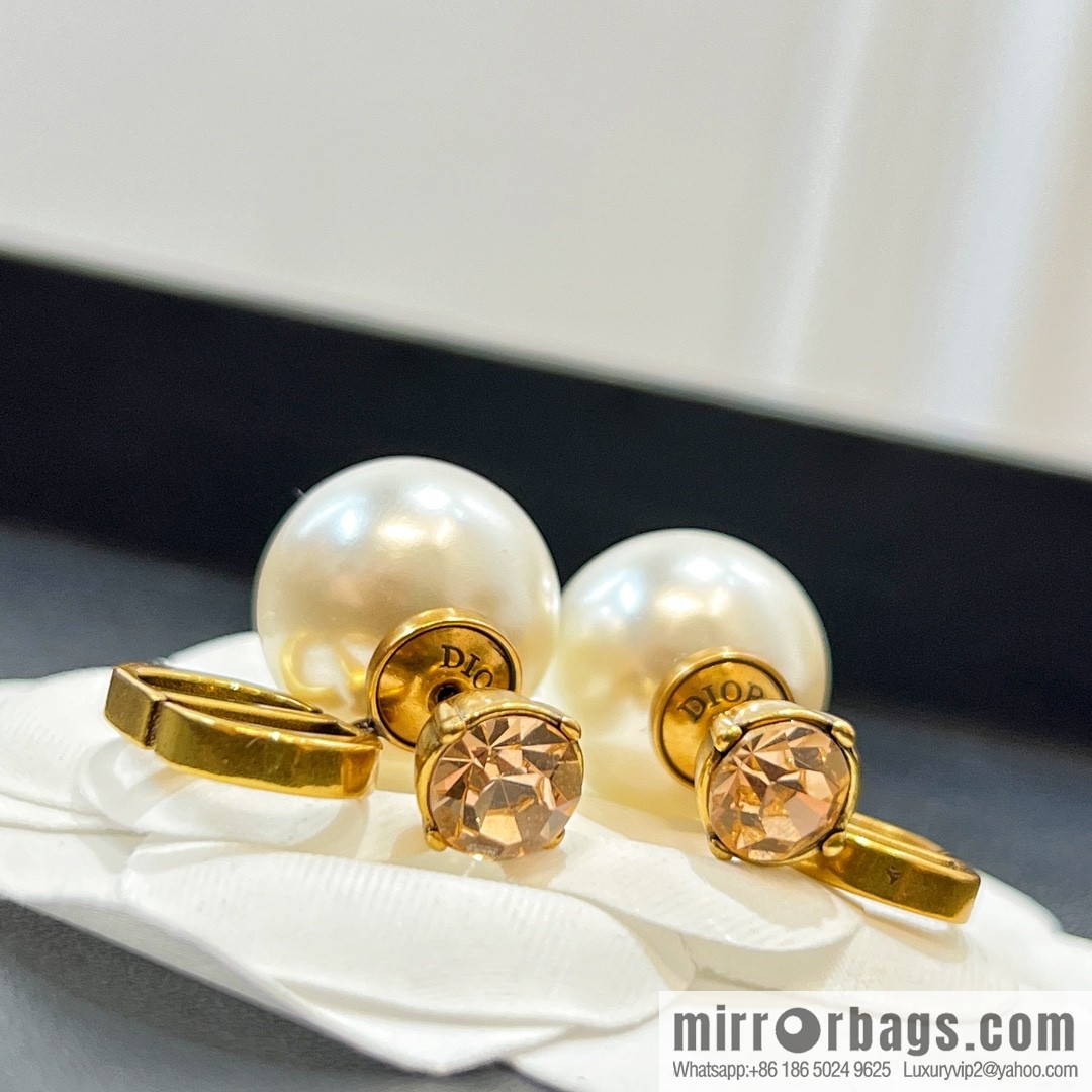 New ☑️ Dior CD size pearl stud earrings