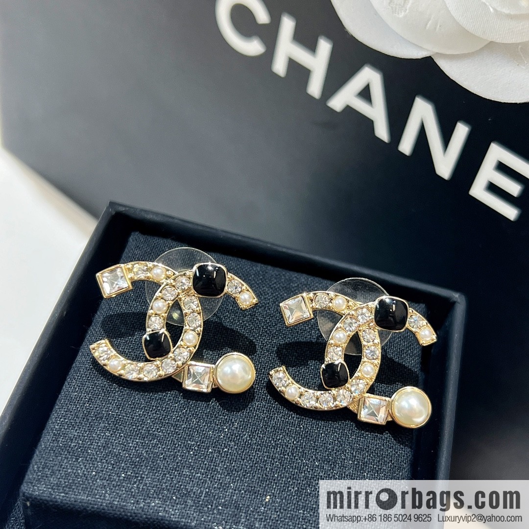 New ☑️ Chanel c1 double c square diamond pearl stud earrings