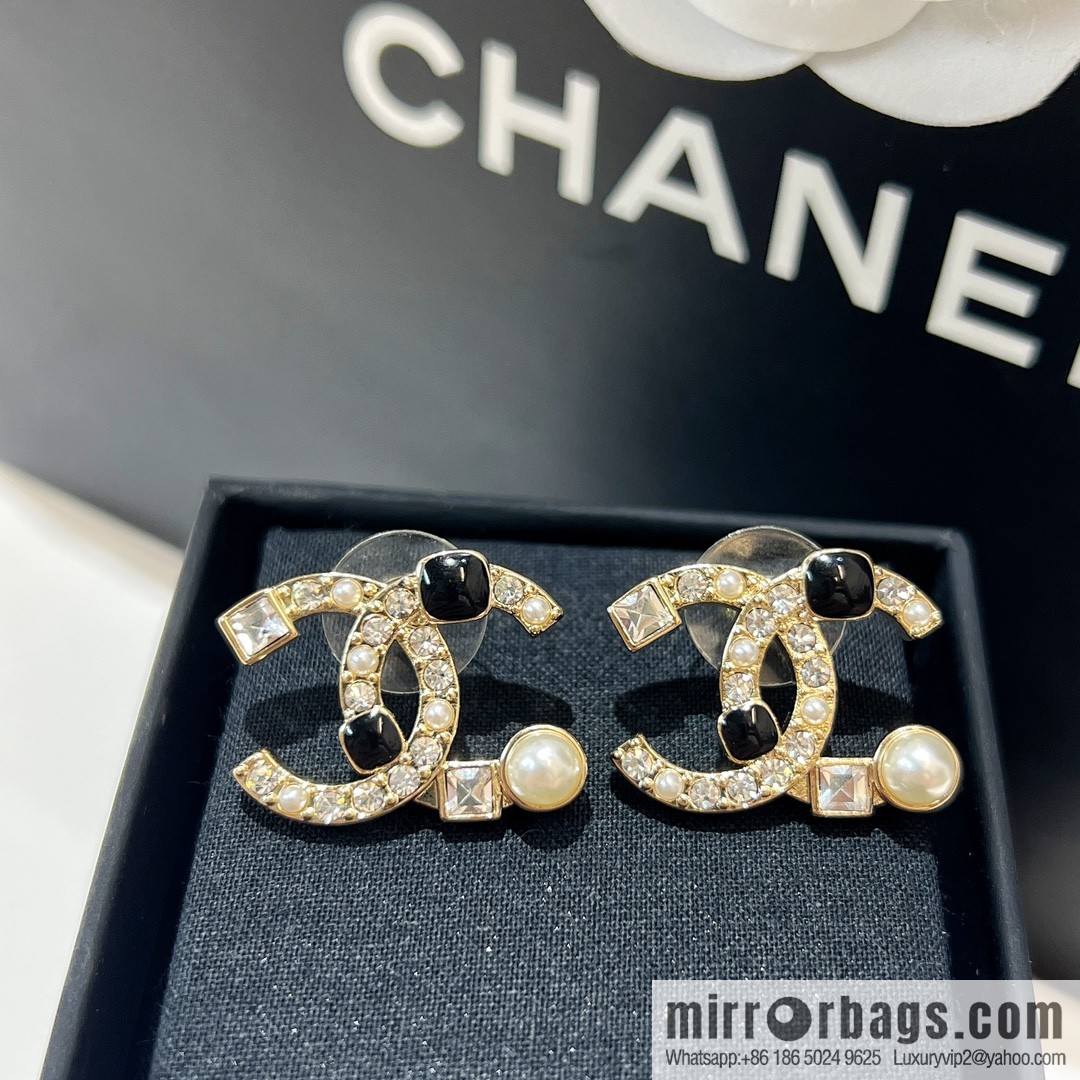 New ☑️ Chanel c1 double c square diamond pearl stud earrings