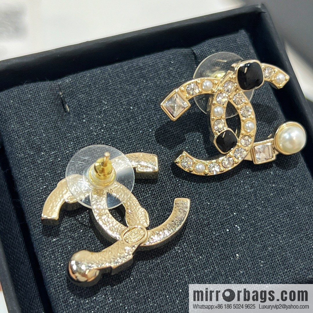 New ☑️ Chanel c1 double c square diamond pearl stud earrings