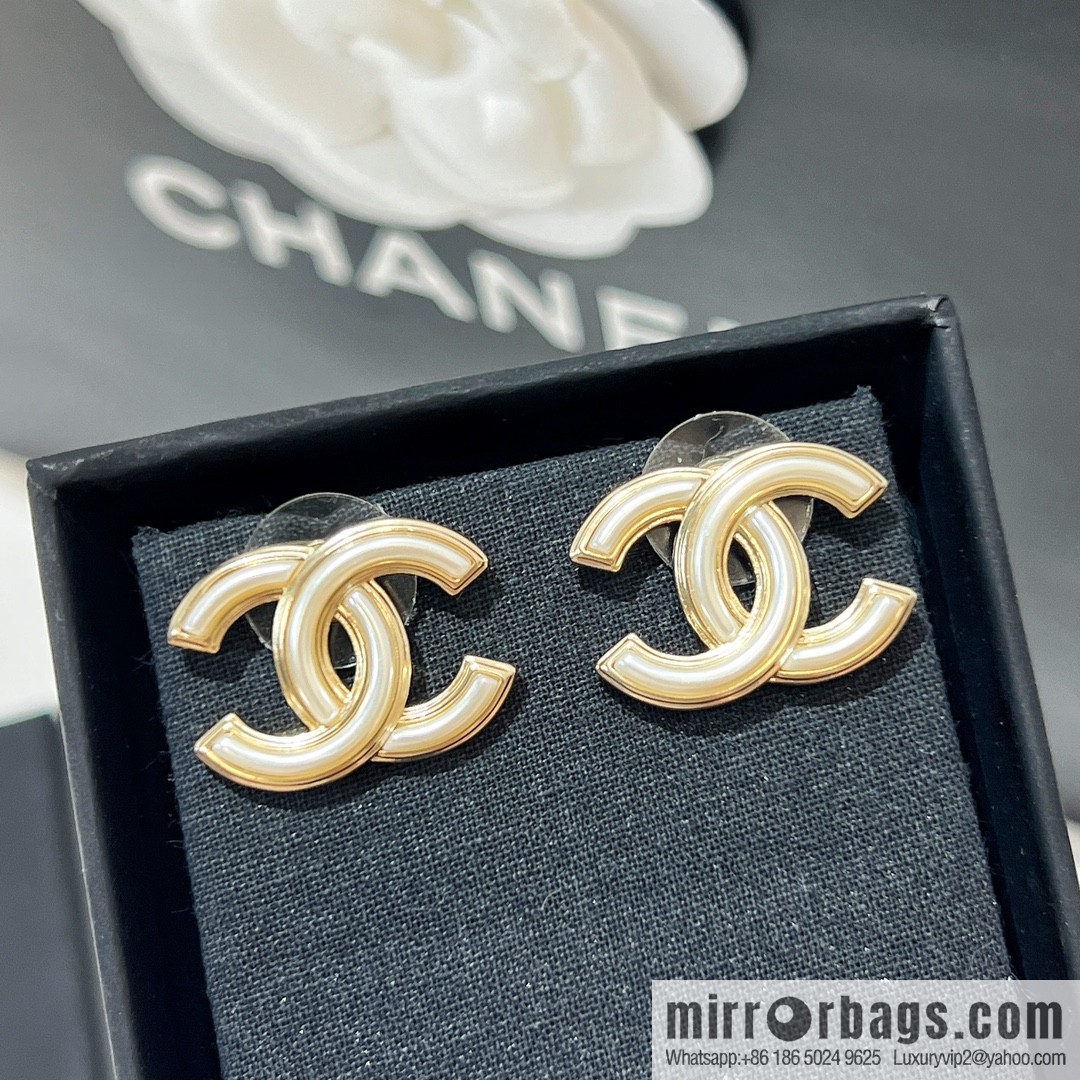 New ☑️ Chanel c1 double c stud earrings